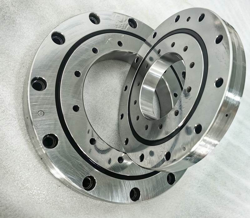 高精度交叉滾子軸承